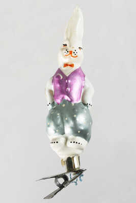 Ёлочная игрушка «Заяц в костюме» (прищепка). СССР, 1950-е.